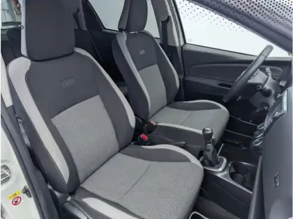 Photo 12 Toyota Yaris 110 VVT-i Design Y20