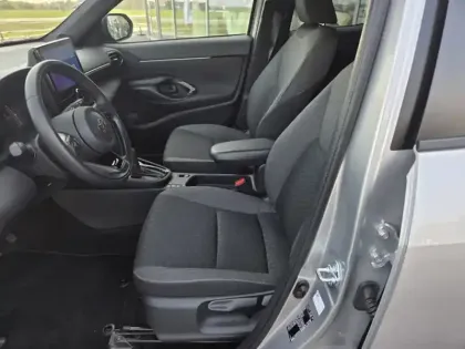 Photo 11 Toyota Yaris Hybride 116h Design