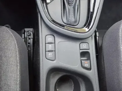 Photo 22 Toyota Yaris Hybride 116h Design