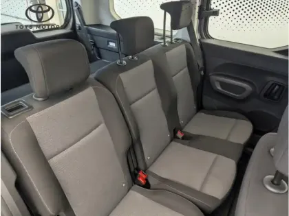 Photo 8 Toyota Proace 1.5 MEDIUM 130 D-4D DYNAMIC BVA 7PLACES