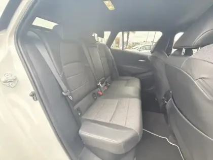 Photo 12 Toyota Corolla 196h Design