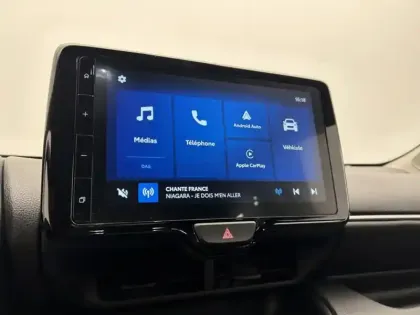 Photo 16 Toyota Yaris Hybride 116h Dynamic M