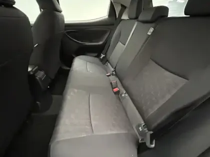 Photo 21 Toyota Yaris Hybride 116h Dynamic M