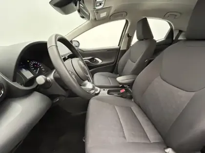 Photo 20 Toyota Yaris Hybride 116h Dynamic M