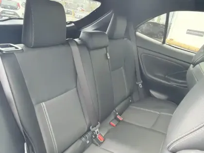 Photo 13 Toyota Yaris Hybride 1.5 HYBRID 130H PREMIERE AUTO