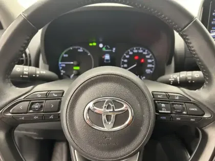 Photo 12 Toyota Yaris Hybride 116h Dynamic
