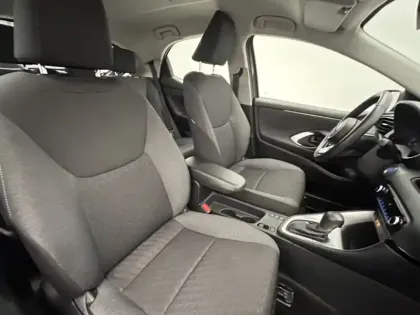 Photo 21 Toyota Yaris Hybride 116h Dynamic