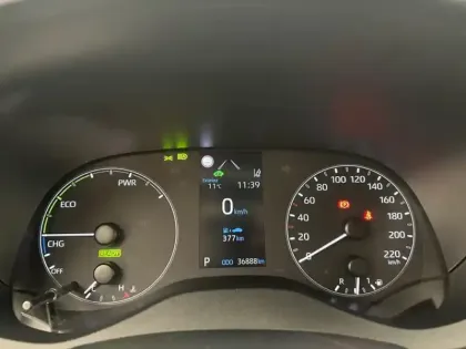 Photo 24 Toyota Yaris Hybride 116h Dynamic