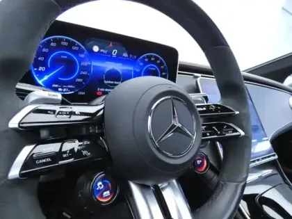 Photo 15 Mercedes Classe E Berline AMG 43 4MATIC Classe / 295 Merce