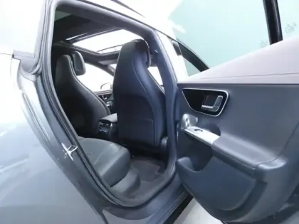 Photo 6 Mercedes Classe E Berline AMG 43 4MATIC Classe / 295 Merce