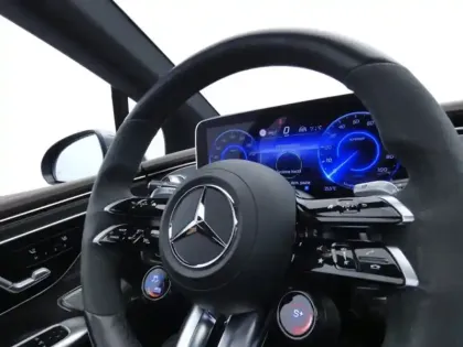 Photo 14 Mercedes Classe E Berline AMG 43 4MATIC Classe / 295 Merce