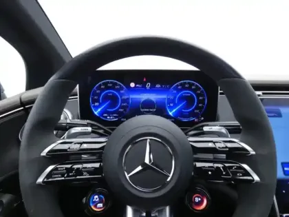 Photo 13 Mercedes Classe E Berline AMG 43 4MATIC Classe / 295 Merce