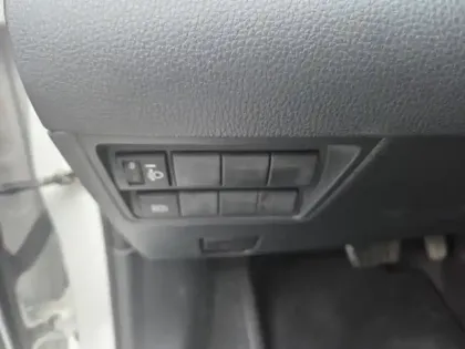 Photo 14 Toyota Yaris Hybride 116h Dynamic