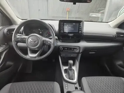 Photo 10 Toyota Yaris Hybride 116h Dynamic