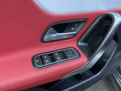 Photo 18 Mercedes Classe A 220 d AMG Line