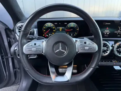 Photo 21 Mercedes Classe A 220 d AMG Line