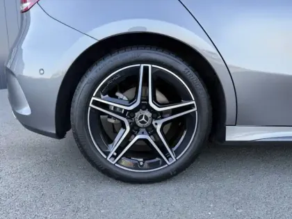 Photo 5 Mercedes Classe A 220 d AMG Line