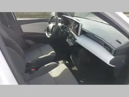 Photo 8 Renault 5 E-TECH ELECTRIQUE 120 ch autonomie urbaine Evolution
