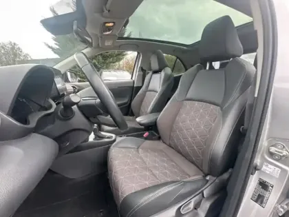 Photo 11 Toyota Yaris Gén. I Ph1 Collection 5