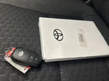 Photo 9 Toyota Yaris Hybride 1.5 HYBRID 116H DESIGN AUTO 2WD