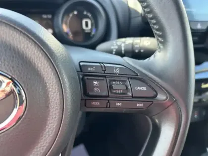 Photo 15 Toyota Yaris Hybride 1.5 HYBRID 116H DESIGN / PACK CARGO