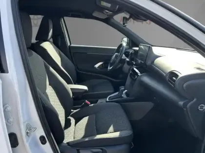 Photo 10 Toyota Yaris Hybride 1.5 HYBRID 116H DESIGN / PACK CARGO