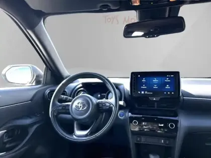 Photo 13 Toyota Yaris Hybride 1.5 HYBRID 116H DESIGN / PACK CARGO