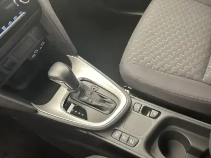 Photo 13 Toyota Yaris Hybride 1.5 HYBRID 116H DYNAMIC AUTO 2WD