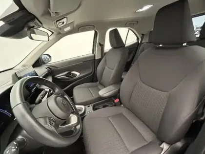 Photo 17 Toyota Yaris Hybride 1.5 HYBRID 116H DYNAMIC AUTO 2WD