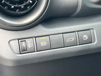 Photo 15 Toyota C-HR 2.0 Hybride 200 GR Sport AWD S