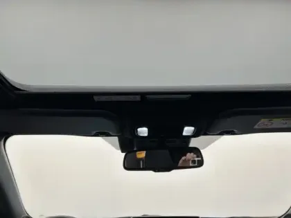 Photo 21 Toyota Yaris Hybride 1.5 HYBRID 130H PREMIERE AUTO 2W