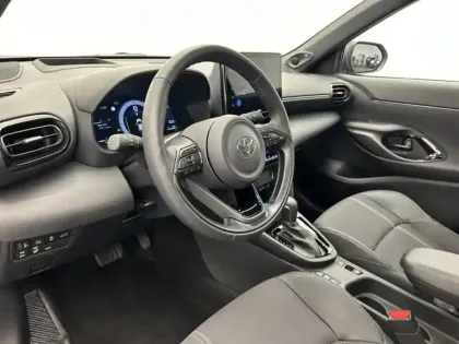 Photo 17 Toyota Yaris Hybride 1.5 HYBRID 130H PREMIERE AUTO 2W