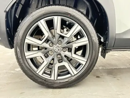 Photo 8 Toyota Yaris Hybride 1.5 HYBRID 130H PREMIERE AUTO 2W