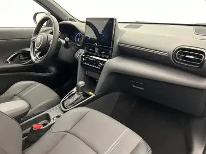 Photo 23 Toyota Yaris Hybride 1.5 HYBRID 130H PREMIERE AUTO 2W