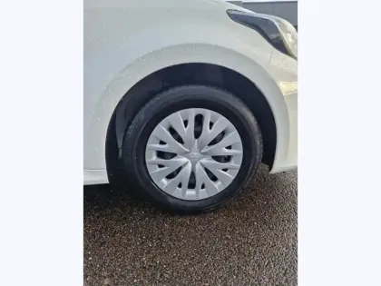 Photo 6 Toyota Yaris Hybride 116h Dynamic