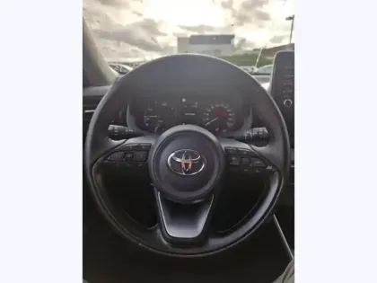 Photo 12 Toyota Yaris Hybride 116h Dynamic