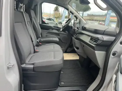 Photo 26 Ford Custom Gén. II Ph1 Limited 1