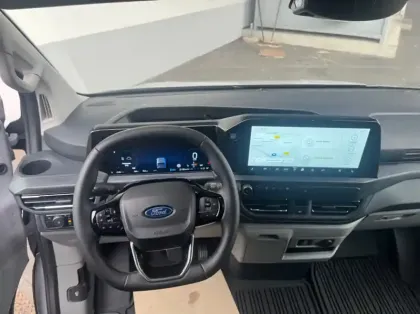 Photo 19 Ford Custom Gén. II Ph1 Limited 1