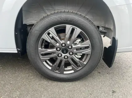 Photo 13 Ford Custom Gén. II Ph1 Limited 1