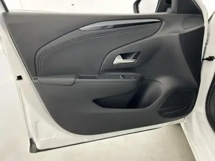 Photo 10 Opel Corsa Gén. VI Ph1 NG Elegance Business 5