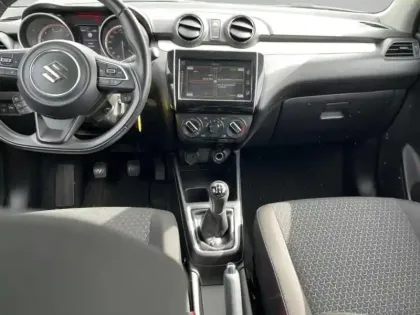 Photo 9 Suzuki Swift  1.2 Dualjet Hybrid 83ch Privilège