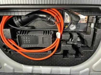 Photo 8 Peugeot 2008 Gén. II Ph1 NG GT 5