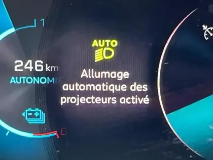 Photo 13 Peugeot 2008 Gén. II Ph1 NG GT 5