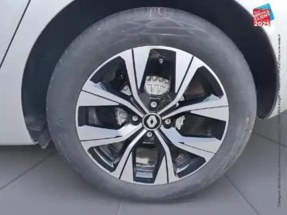 Photo 9 Renault Clio Gén. V (BJA) Ph2 Evolution 5