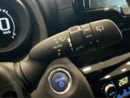 Photo 14 Toyota Yaris  Cross 116h Design MY22