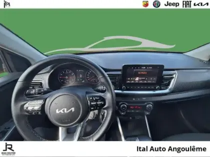 Photo 7 Kia Stonic  1.0 T-GDi 120ch MHEV GT Line DCT7