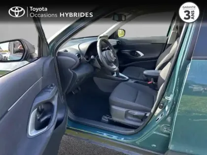 Photo 10 Toyota Yaris Gén. I Ph1 NG Dynamic 5