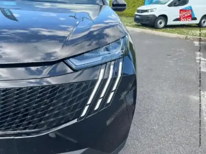 Photo 12 Peugeot 5008  Hybrid 145ch Allure e-DCS6