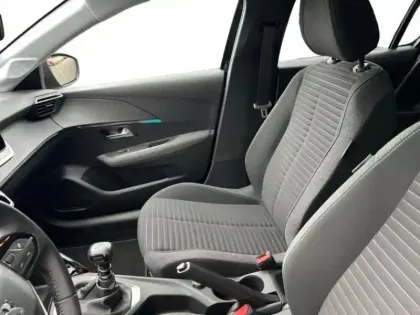 Photo 28 Peugeot 208 Gén. II Ph1 NG Style 5