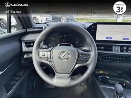 Photo 8 Lexus UX  300h F SPORT Design MY26